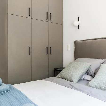 A Bright Nest In The Heart Of Plaka Athens