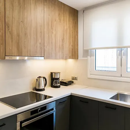 A Bright Nest In The Heart Of Plaka Athens