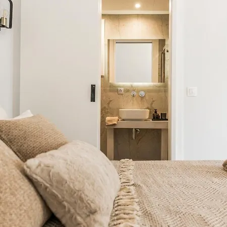 A Bright Nest In The Heart Of Plaka